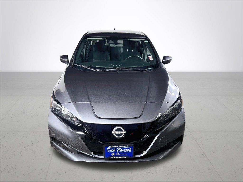 Used 2025 Nissan Leaf S FWD image 3