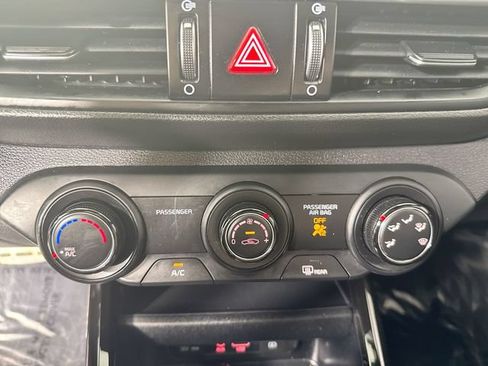 Used 2020 Kia Forte GT FWD image 9