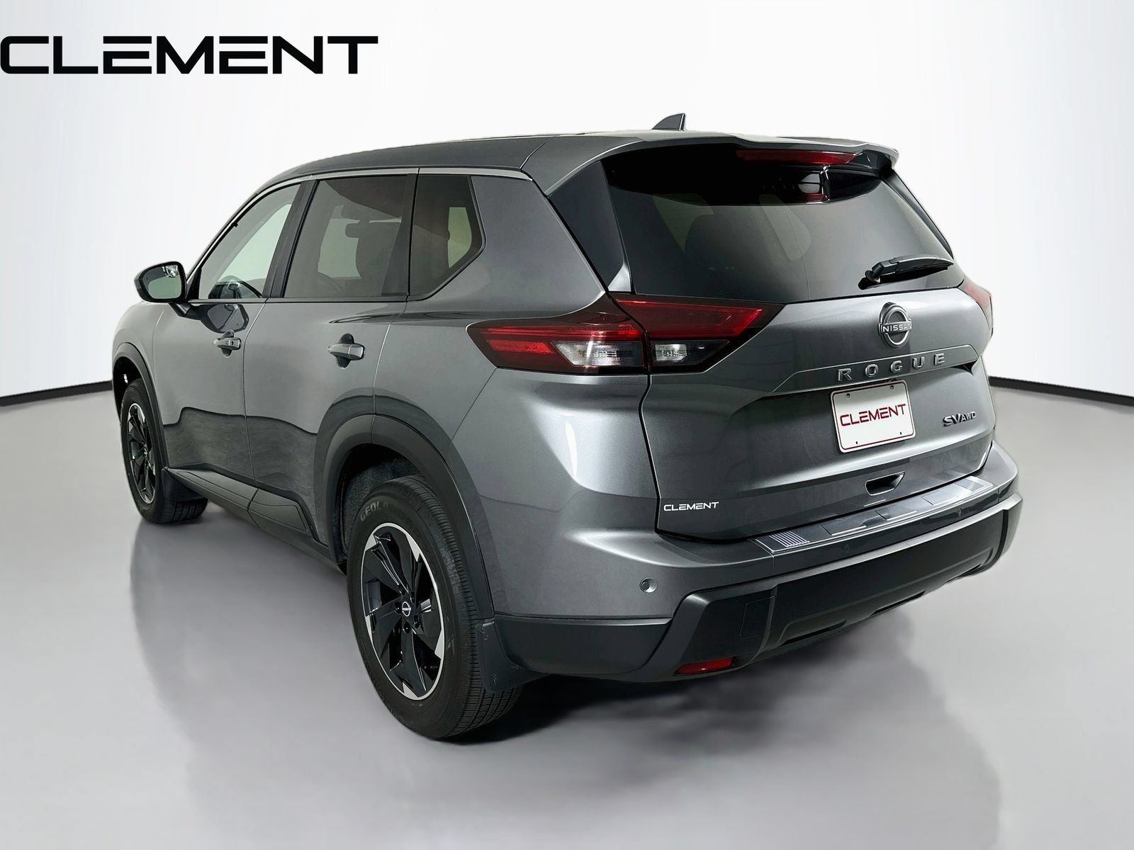 Used 2024 Nissan Rogue SV AWD/4WD image 10