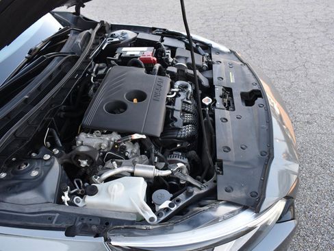 Used 2020 Nissan Altima 2.5 SR FWD image 18