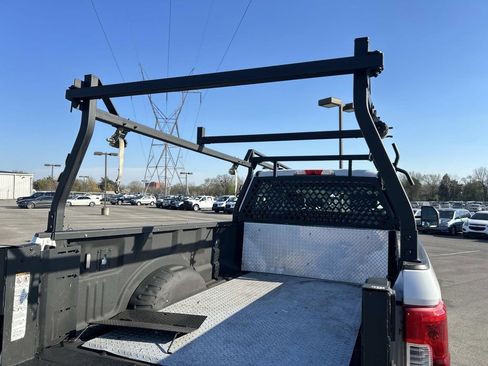 Used 2018 Ford F250 XL w/ Power Equipment Group image 16