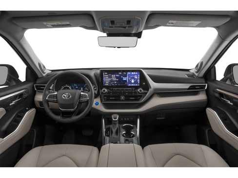 Certified 2021 Toyota Highlander Platinum AWD/4WD image 5