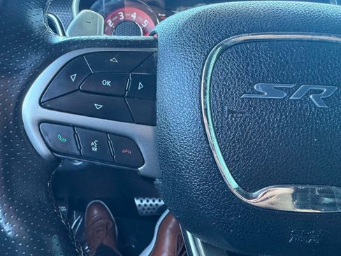 Used 2018 Dodge Challenger SRT Hellcat RWD image 18