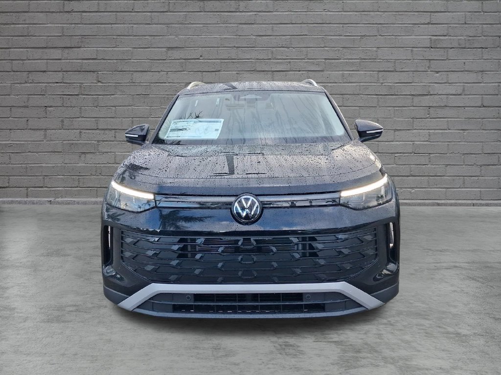 New 2026 Volkswagen Tiguan S FWD image 2