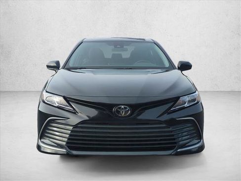 Used 2023 Toyota Camry LE image 2