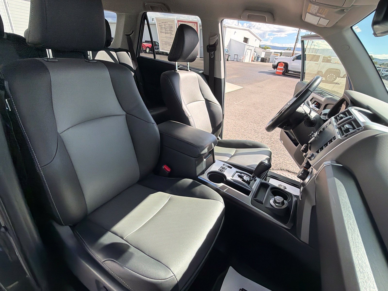 Certified 2023 Toyota 4Runner SR5 Premium AWD/4WD image 31