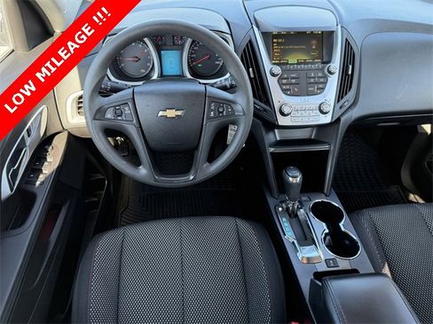 Used 2017 Chevrolet Equinox LS image 11