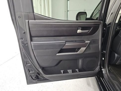 Used 2024 Toyota Tundra SR5 w/ SR5 Premium Package AWD/4WD image 28
