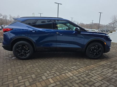 Used 2023 Chevrolet Blazer LT w/ Midnight/Sport Edition image 6