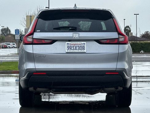 Used 2025 Honda CR-V EX image 5