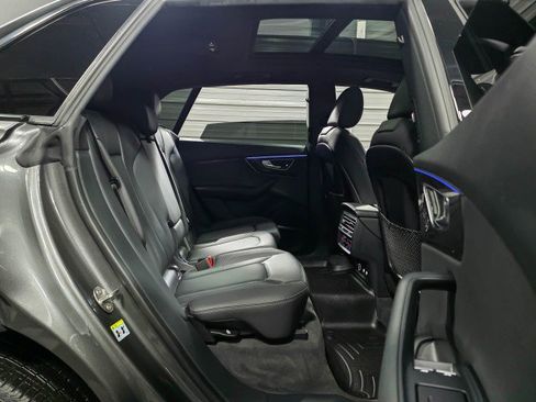 Used 2019 Audi Q8 Prestige image 20