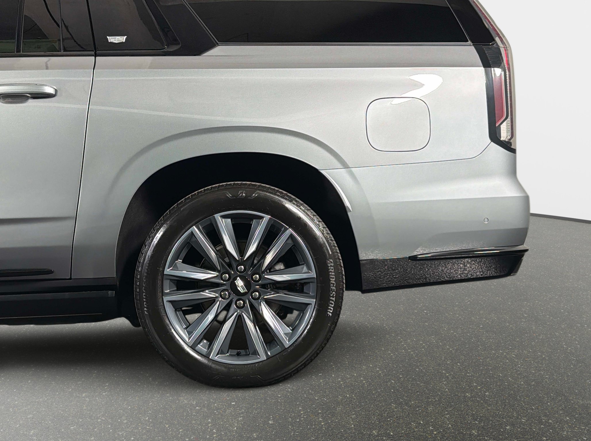 Used 2024 Cadillac Escalade ESV Sport w/ Touring Package AWD/4WD image 12