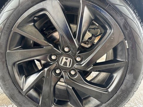 Used 2022 Honda HR-V Sport image 5