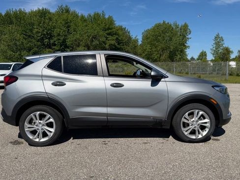 Used 2023 Buick Encore GX Preferred w/ Cold Weather Comfort Package AWD/4WD image 10
