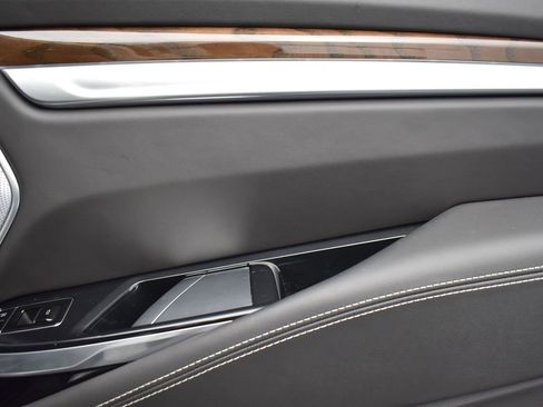 Certified 2025 Cadillac Escalade Sport Platinum image 36