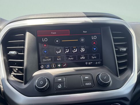 Used 2023 GMC Acadia SLE w/ Driver Convenience Package AWD/4WD image 15
