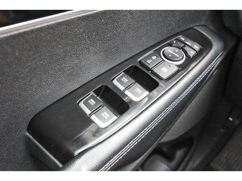 Used 2016 Kia Sorento SX FWD image 22