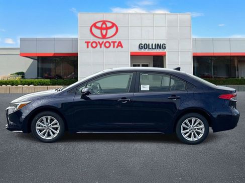 New 2026 Toyota Corolla LE FWD image 5