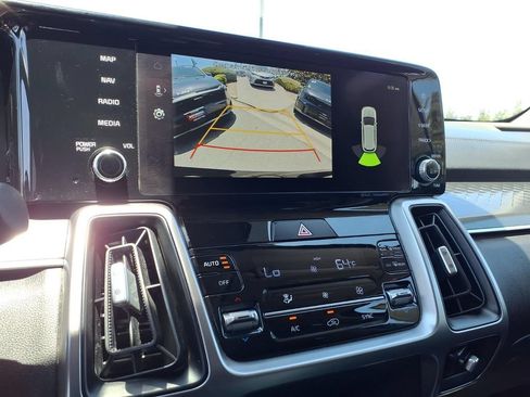 Certified 2023 Kia Sorento S w/ Panoramic Sunroof Package FWD image 16