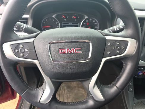 Used 2017 GMC Acadia SLT image 15