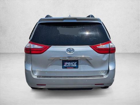 Used 2019 Toyota Sienna Limited Premium AWD/4WD image 7