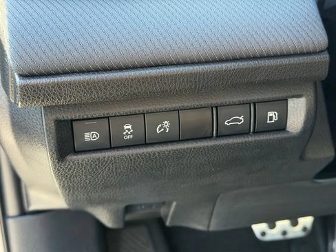 Used 2025 Toyota Camry SE FWD image 20