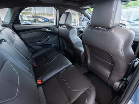 Used 2018 Ford Focus ST w/ Equipment Group 402A FWD image 26