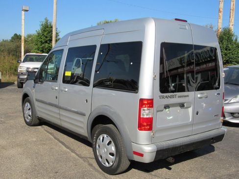 Used 2011 Ford Transit Connect XLT Premium image 23