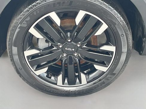 Used 2025 Kia Telluride S AWD/4WD image 33
