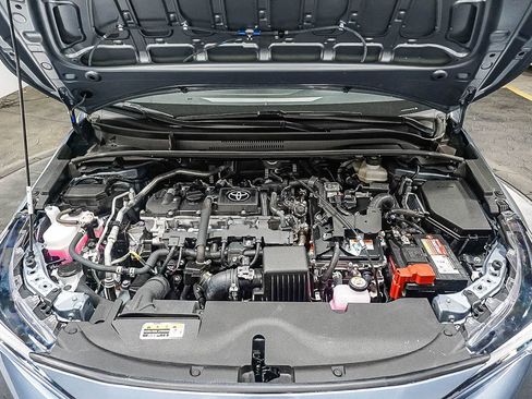 Certified 2025 Toyota Corolla SE w/ SE Premium Package FWD image 30