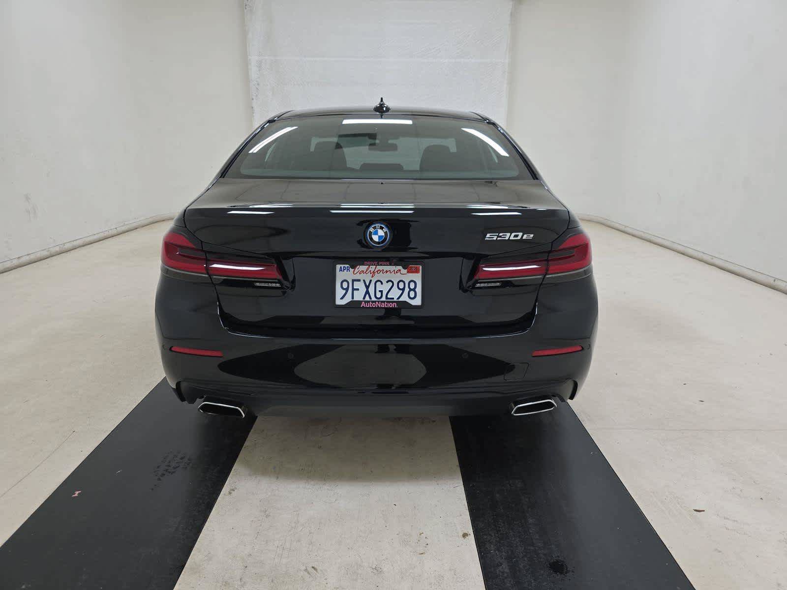 Used 2023 BMW 530e w/ Executive Package RWD image 5