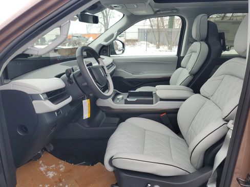 New 2026 Lincoln Navigator L Black Label image 12