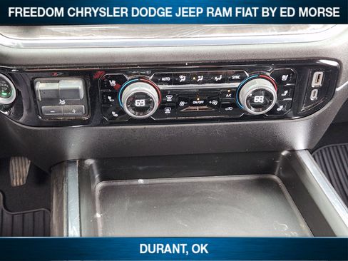 Used 2024 Chevrolet Silverado 3500 LTZ w/ LTZ Convenience Package image 16