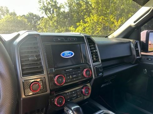 Used 2019 Ford F150 XLT w/ Equipment Group 302A Luxury AWD/4WD image 10