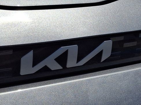 Used 2023 Kia Soul LX w/ Option Group 015 FWD image 29