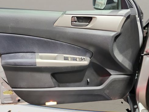 Used 2010 Subaru Forester 2.5X image 22