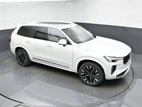 New 2026 Volvo XC90 T8 Ultra image 46