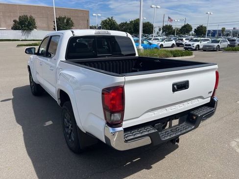 Used 2021 Toyota Tacoma SR5 image 7