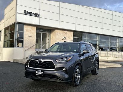 Used 2021 Toyota Highlander XLE