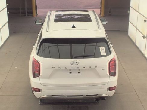 Used 2022 Hyundai Palisade Calligraphy image 5