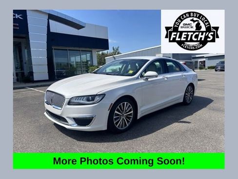 Used 2020 Lincoln MKZ AWD image 1