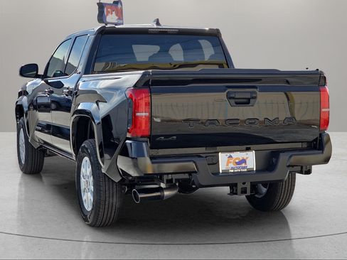 New 2026 Toyota Tacoma SR5 AWD/4WD image 3
