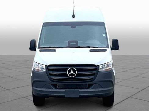 New 2025 Mercedes-Benz Sprinter 2500 image 3