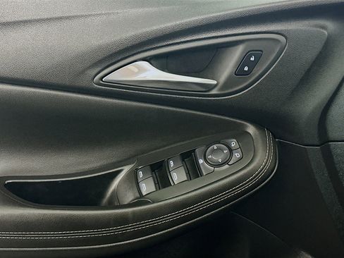 Used 2025 Buick Encore GX Preferred image 15