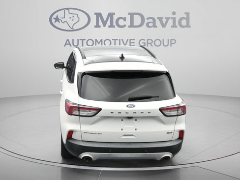 Used 2020 Ford Escape Titanium w/ Titanium Premium Package 2.0 FWD image 37