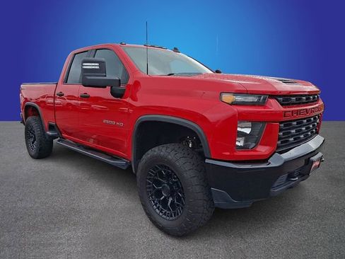 Used 2020 Chevrolet Silverado 2500 Custom w/ Custom Value Package AWD/4WD image 3