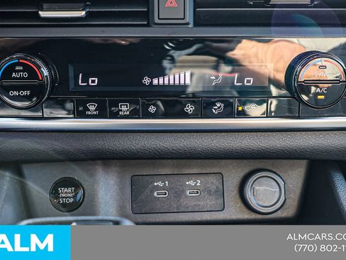 Used 2025 Nissan Rogue SV image 33