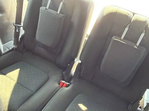 Used 2015 Ford Explorer XLT w/ Equipment Group 201A image 10