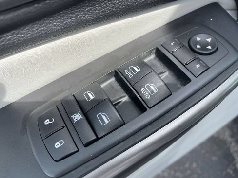 Used 2020 Jeep Cherokee Limited w/ Technology Group AWD/4WD image 13