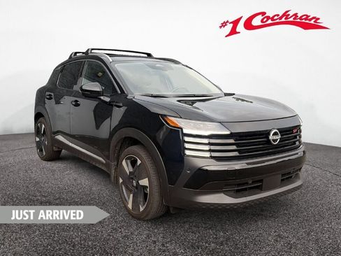 Used 2026 Nissan Kicks SR w/ Cold Weather Package AWD/4WD image 1